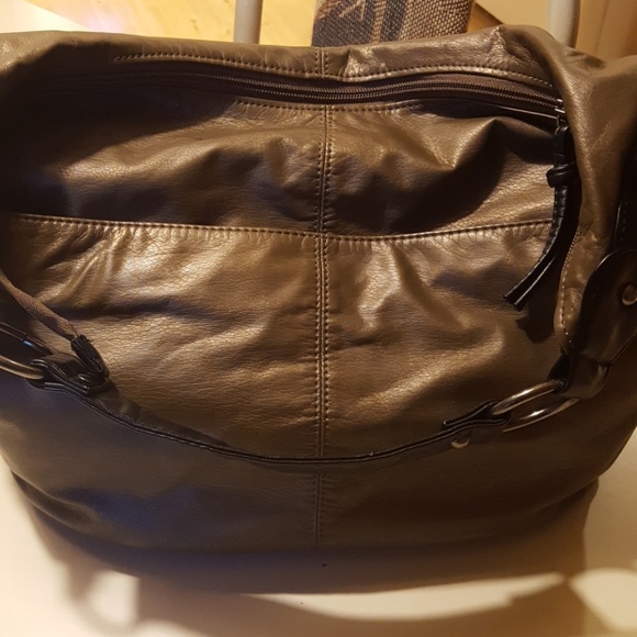 Super soft and pretty purse - Picture 3 of 7